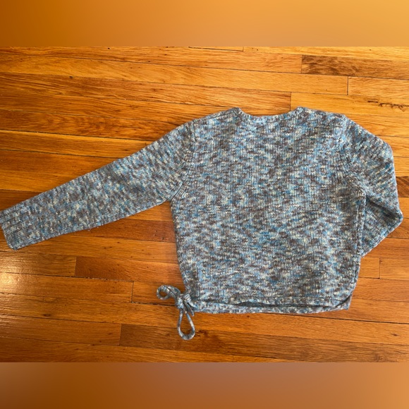 Banana Republic Y2K Wrap Wool Sweater - Picture 2 of 3